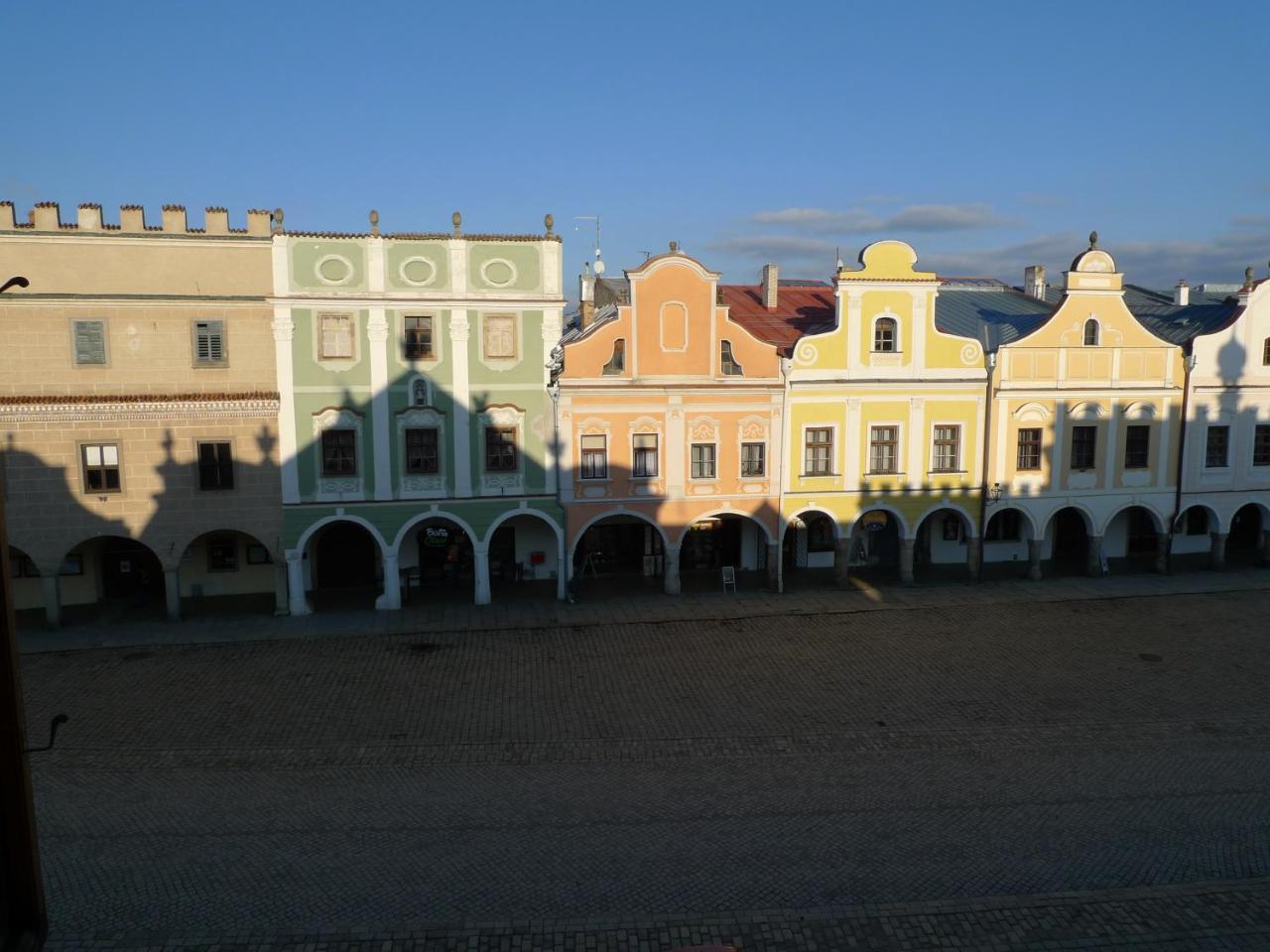 Hotel U Černého orla Telč Exterior foto